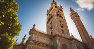 Giralda: Co Facet MUSI Wiedzieć